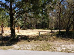 10627 S Riviera Dr, Homosassa, FL 34448