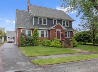 24 Glendale Rd, Marblehead, MA 01945
