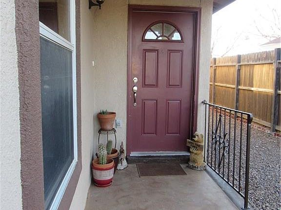 4th image of 5038 Round Rock Dr