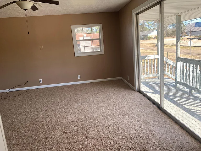 1602 Slack St — Photo 12