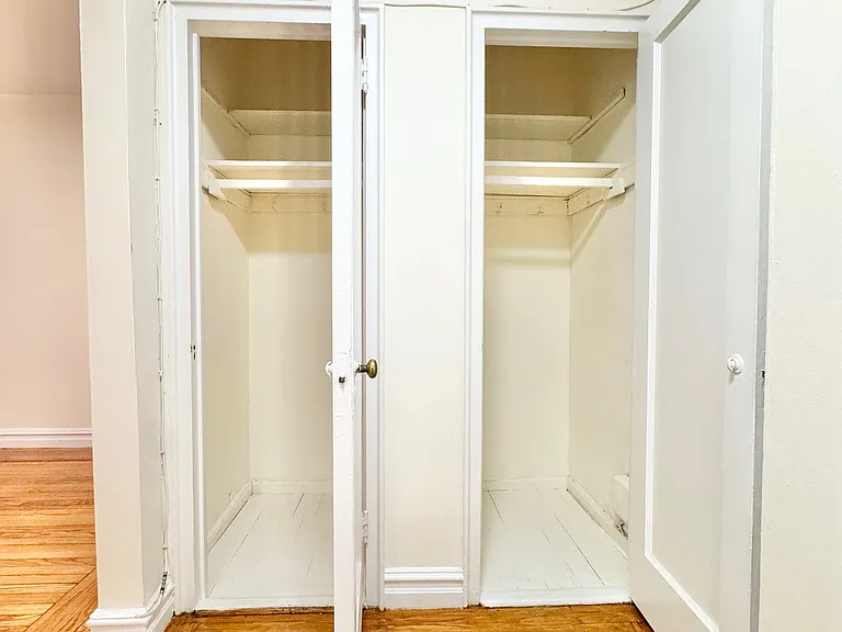 36-40 Bowne St #4B — Photo 8