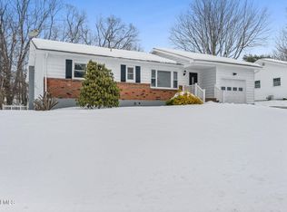 22 Verdi Boulevard, Colonie, NY 12110