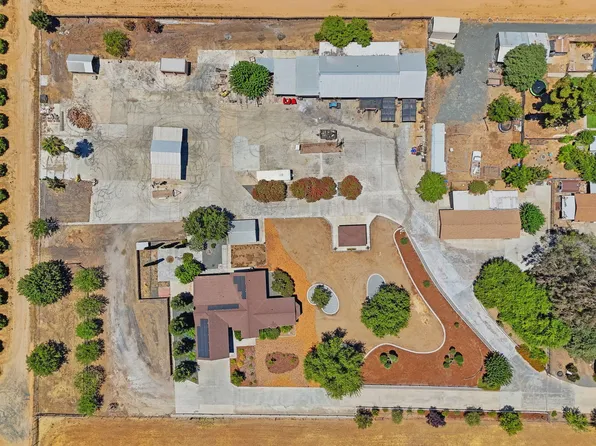 597 Crawford Avenue, Porterville, CA 93257
