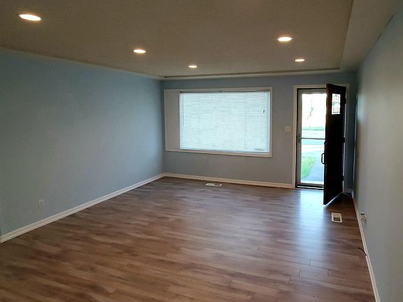 4th image of 2044 S 15th St