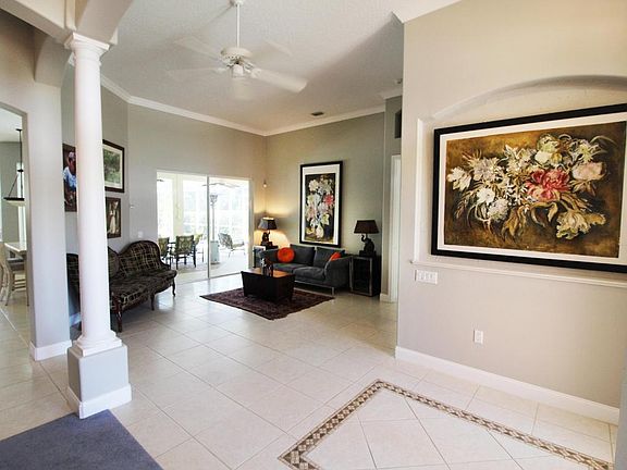 4th image of 1040 Wild Flower Dr