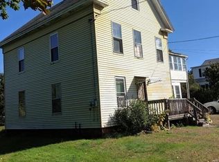 96 Chapel St, Warren, MA 01083