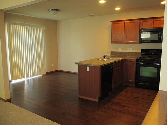 5th image of 2215 178th St SW