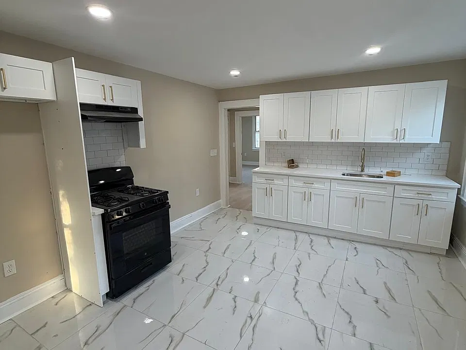 105 N 10th St #2A