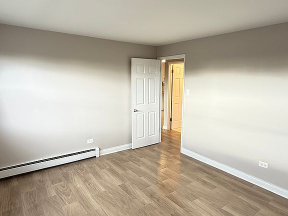 3rd image of 11055 S Nagle Ave APT 9