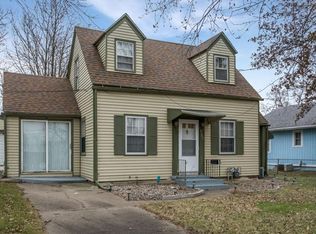 4303 SW 9th St, Des Moines, IA 50315