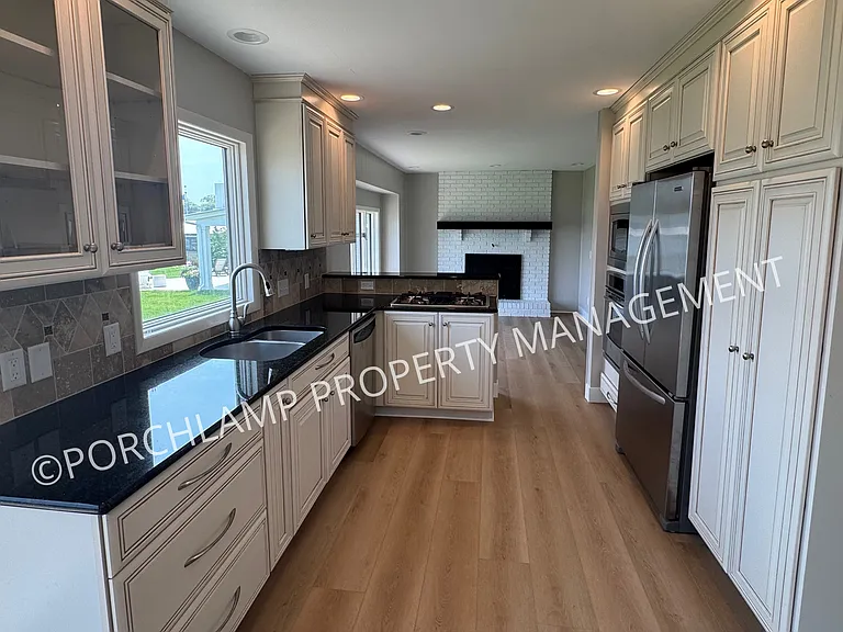 15770 Connelly Ave — Photo 20