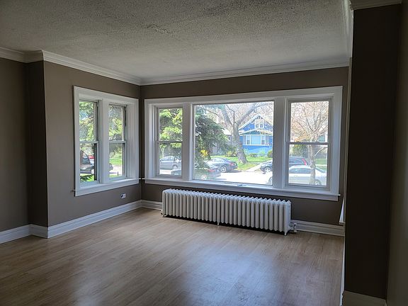 4th image of 2237 N Sayre Ave #1