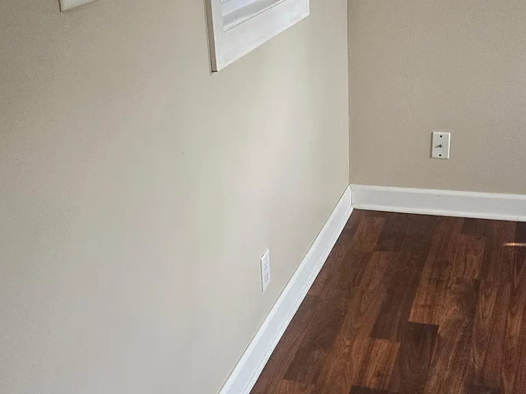 341 W Kennedy Rd — Photo 35
