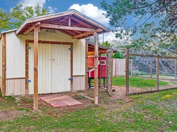 1129 Desert Gold, Boerne, TX 78006