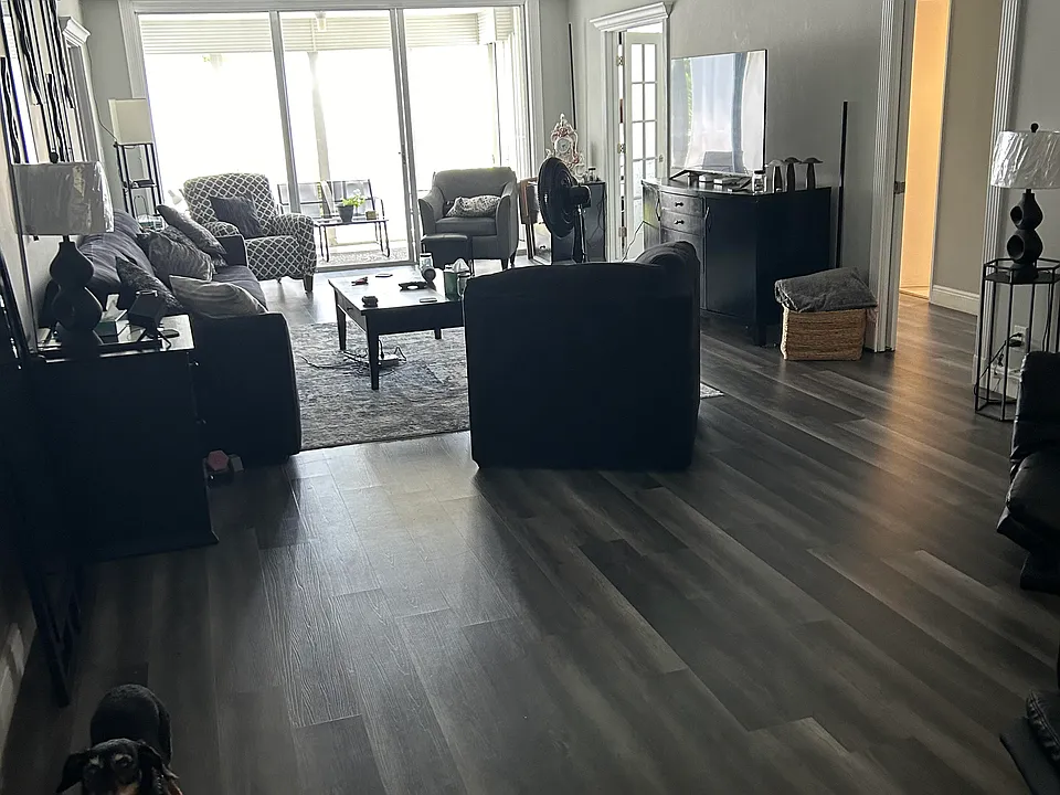 3980 Oaks Clubhouse Dr #303