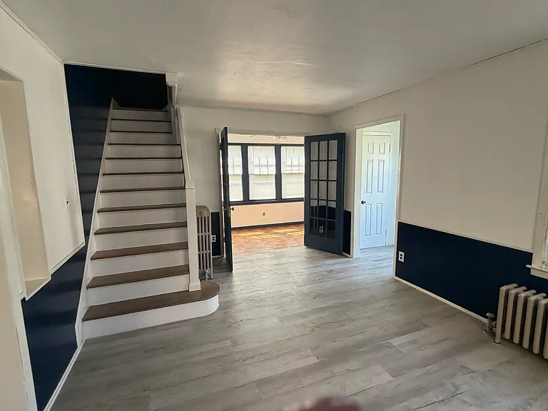322 Hillside Ave — Photo 3