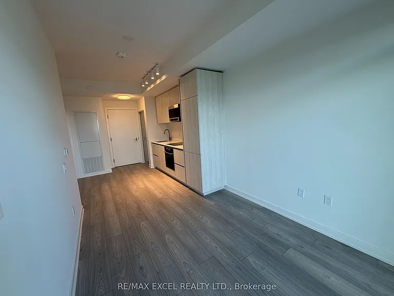 110 Broadway Ave #3506 — Photo 4
