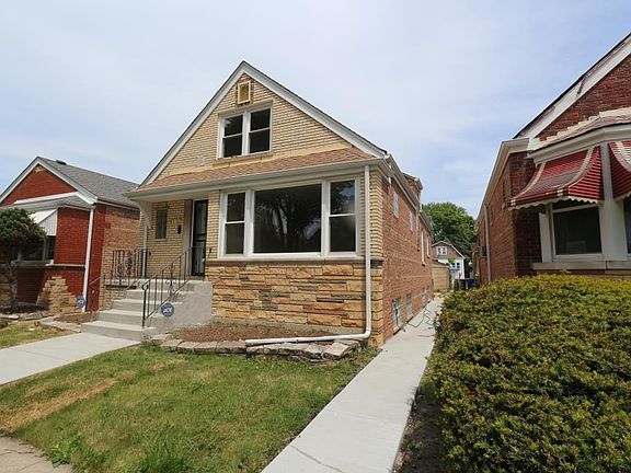 2nd image of 9135 S Kingston Ave