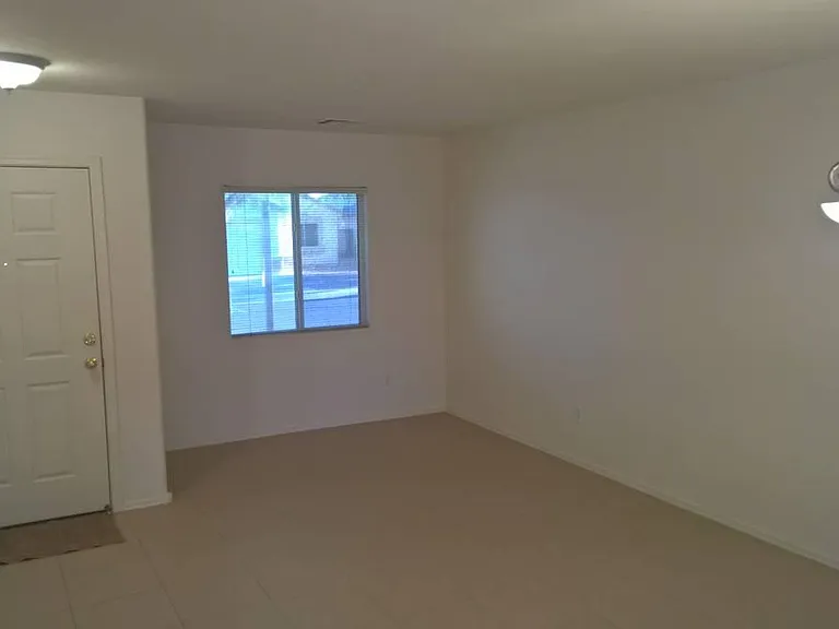 22650 W Cocopah St — Photo 6