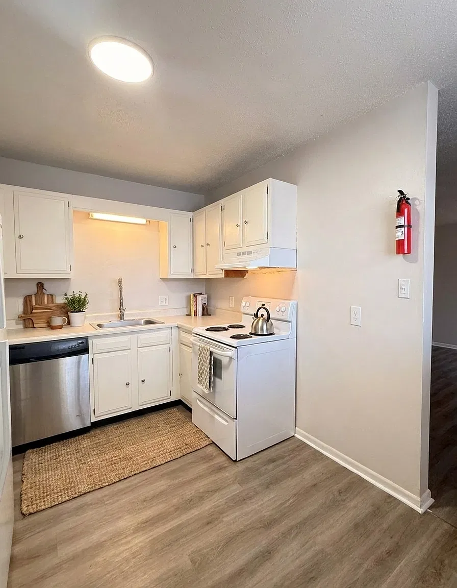 1 bed, 1.0 bath, $1,000 — Photo 2