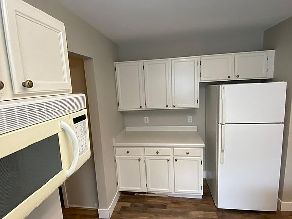 Kitchen (stove will be added)