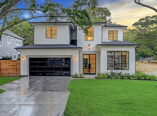 902 Lamonte Ln, Houston, TX 77018