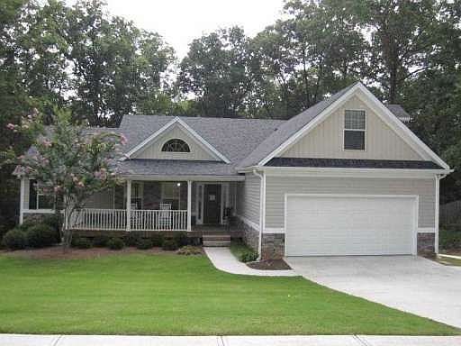 1st image of 2302 Robin Dr
