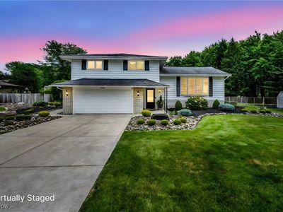 7367 Arrow Wood Oval, Parma, OH, 44129