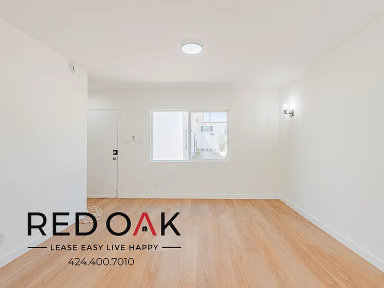 1540 W 145th St #14 — Photo 9
