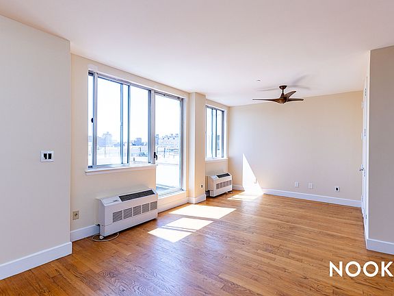 4th image of 756 Myrtle Ave APT 6A
