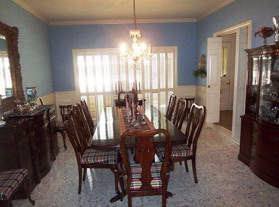 3rd image of 904 Evans Dr