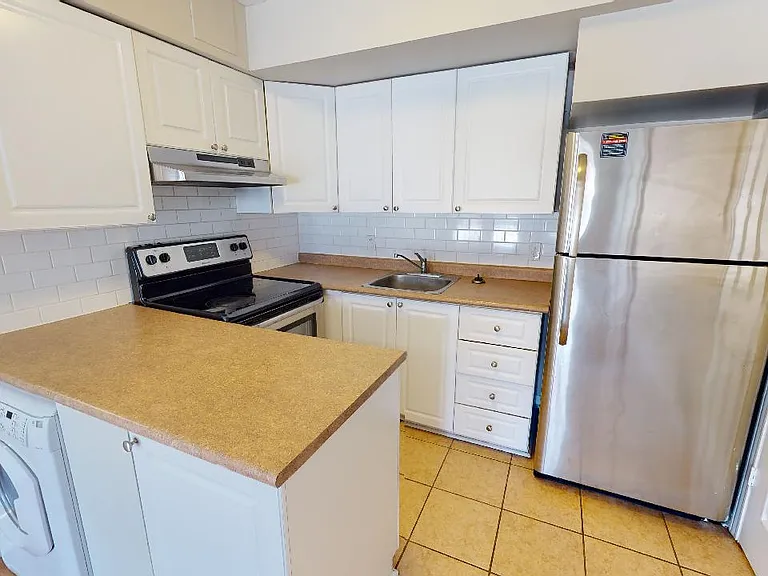 1230 Emperor Ave — Photo 20