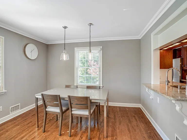 256 Woodland Ave — Photo 15
