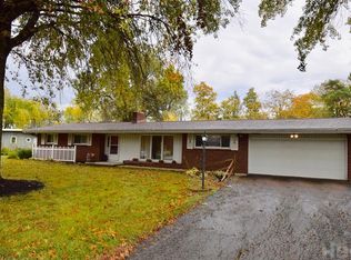 2468 Courtly Rd, Fostoria, OH 44830