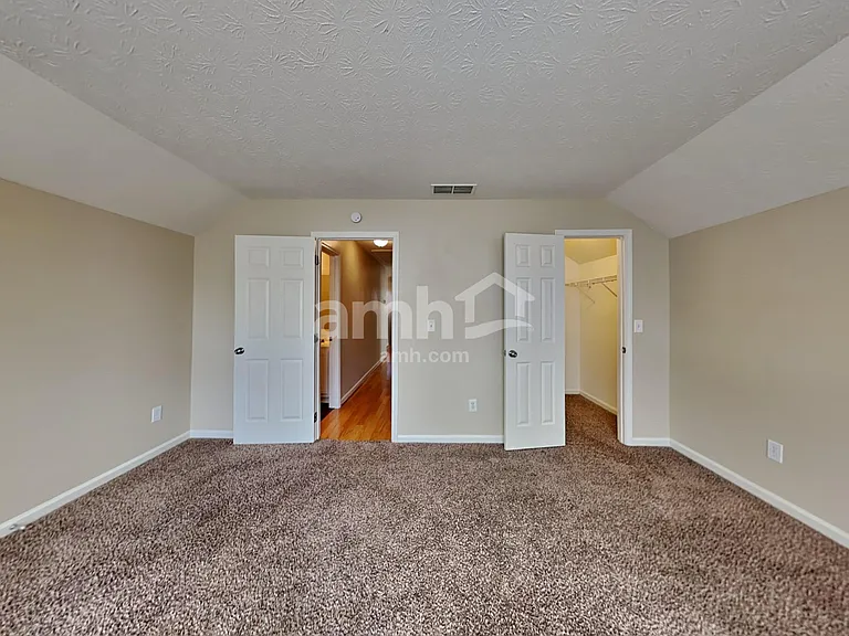 4366 Foxberry Run — Photo 15