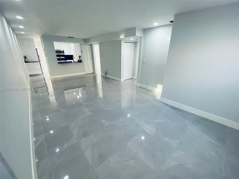 199 SW 12th Ave #501-C — Photo 18