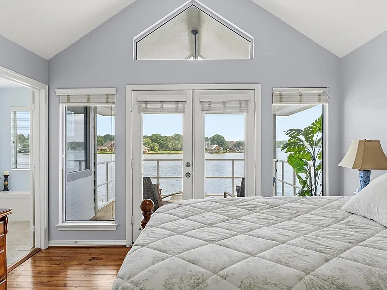 1208 Lake View Dr — Photo 36