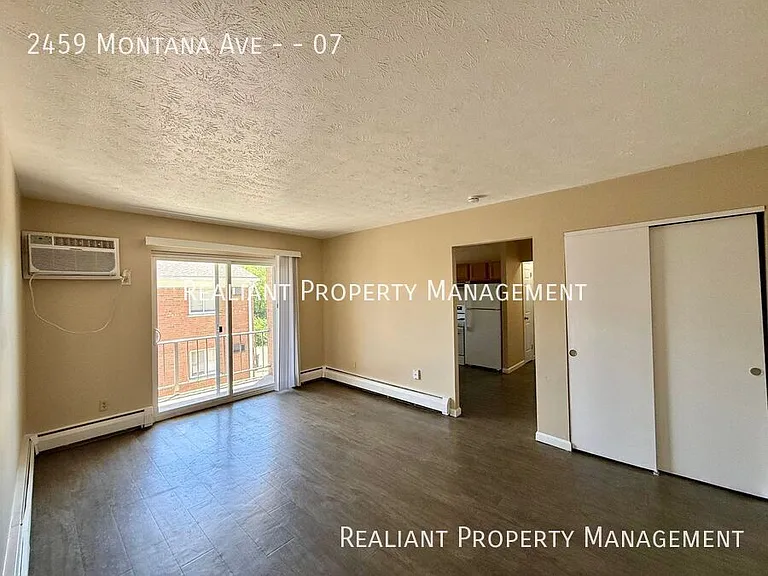 2459 Montana Ave #7 — Photo 2