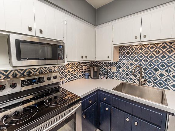 3rd image of 2842 Pease Dr APT 107