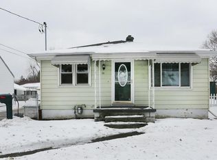 72 Brunswick Rd, Depew, NY 14043