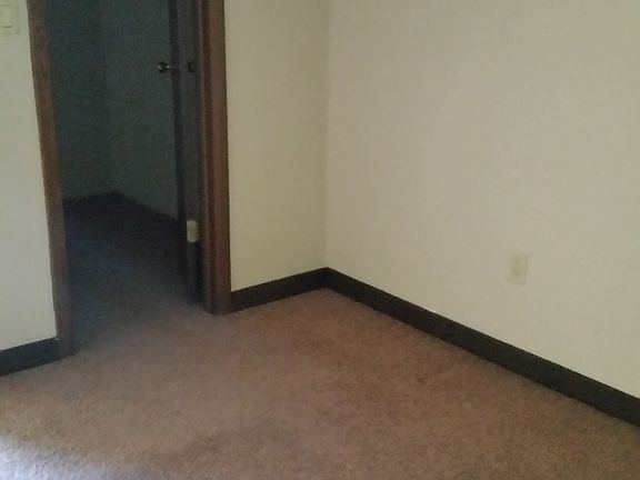 4th image of 6235 Gladys St