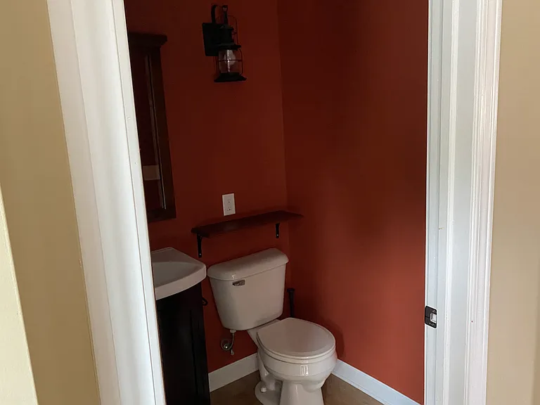 444 College Ave — Photo 21
