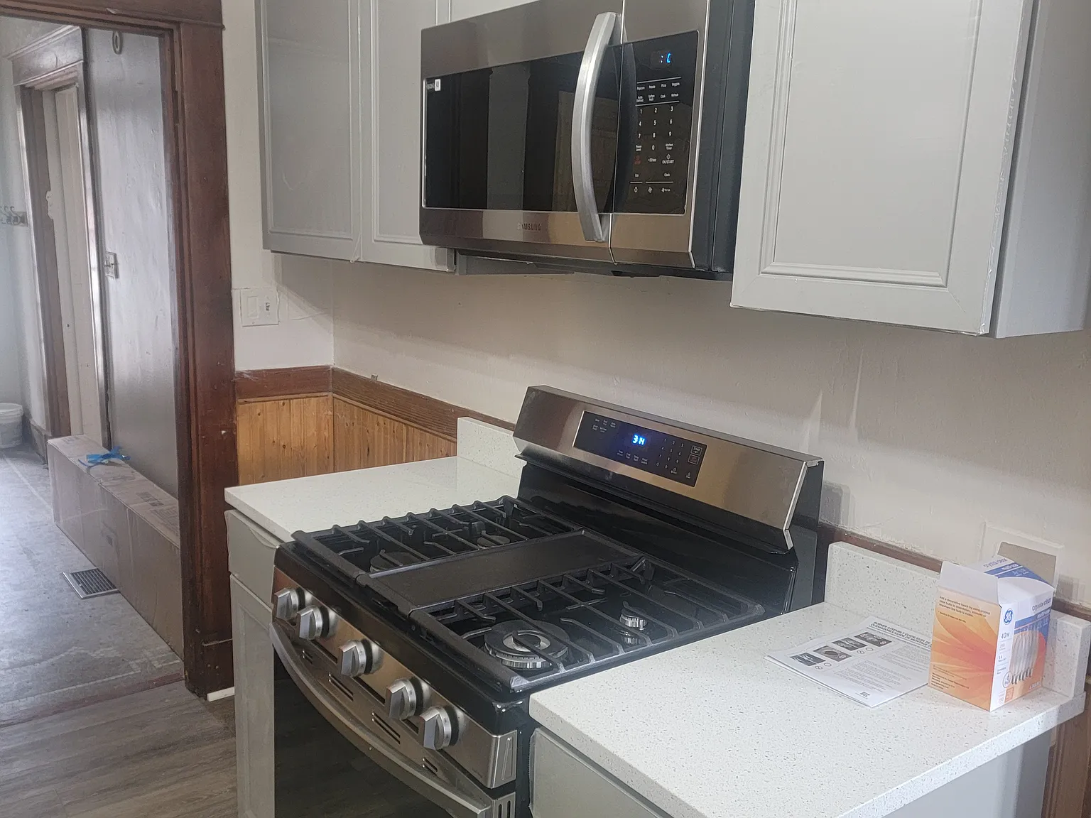 3 bed, 1.5 bath, 1656 sqft, $1,495 — Photo 3