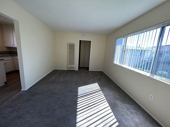 3rd image of 16532 Kellog Cir APT 4