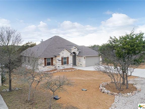 2nd image of 41 Whistling Wind Ln