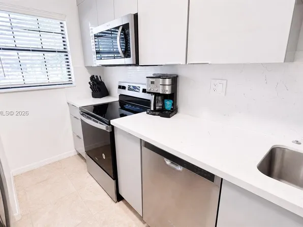 5339 Treetops Dr #5339, Naples, FL 34113