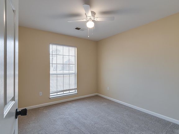 3rd image of 3845 Charbon Ln