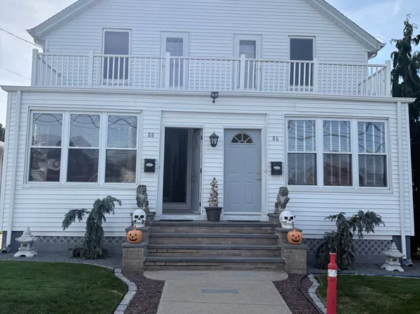 86-88 Martin St Unit 88-1L, East Providence, RI 02914