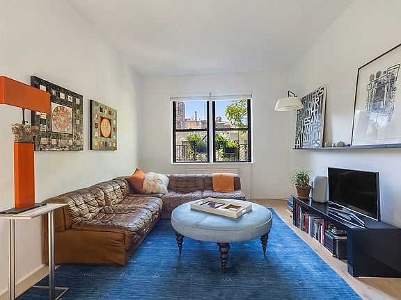 2nd image of 512 E 83rd St APT 4C