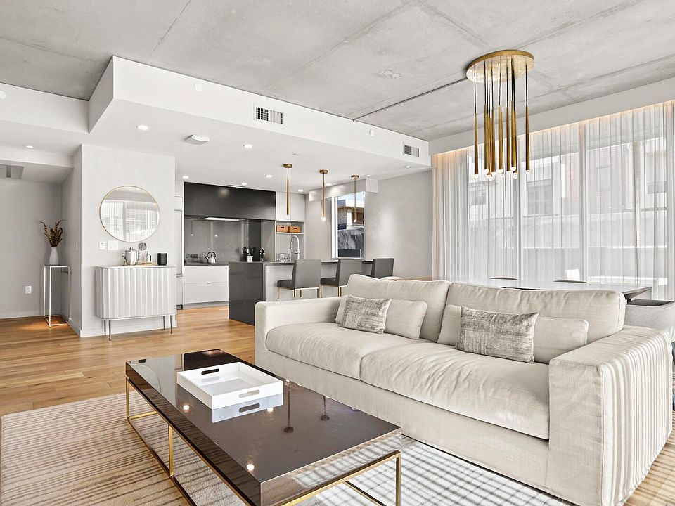 1st image of 5455 E Lincoln Dr #1018